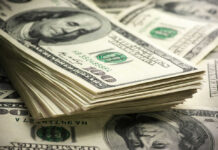 U.S. Treasury Secretary Meets Japanese Leaders as Yen Volatility Roils Global Markets