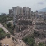 Rescue Efforts Continue after Venezuela Earthquakes Rescue efforts continue after Venezuela earthquakes; Venezuelans in Chicago gather in prayer